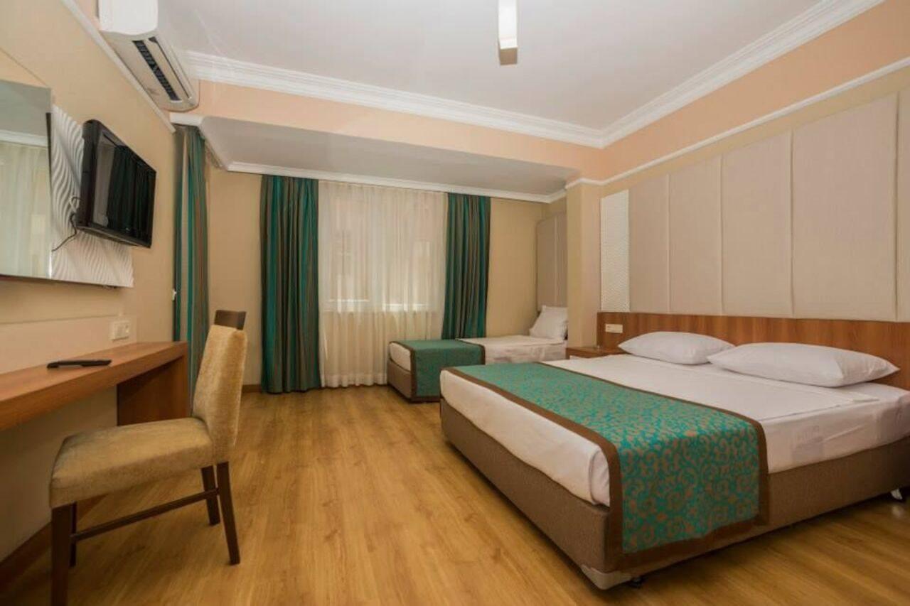 Cleopatra Tac And Hotel 2*